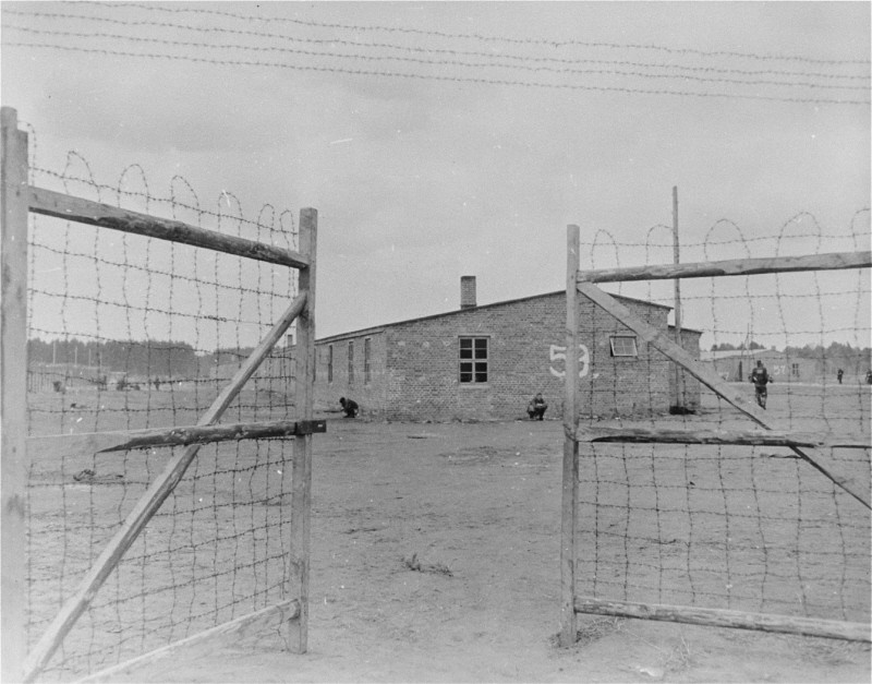 The main gate of the Wöbbelin camp (US Holocaust Memorial Museum)